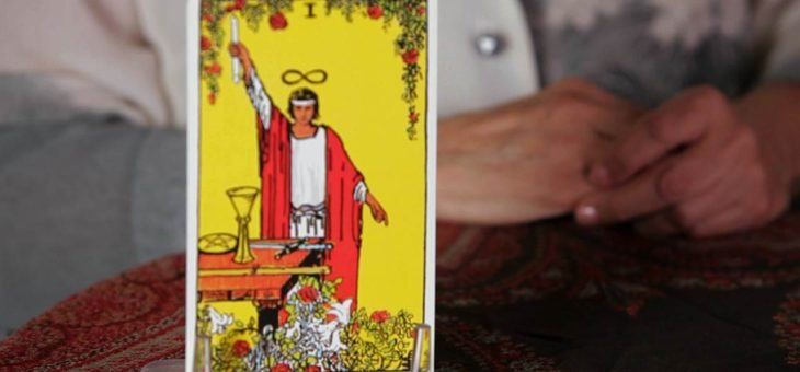 What Are Good Questions To Ask During a Tarot Reading?