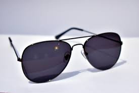 Tint for Sunglasses: Layoners Tone for all sorts of Weather condition & Activities
