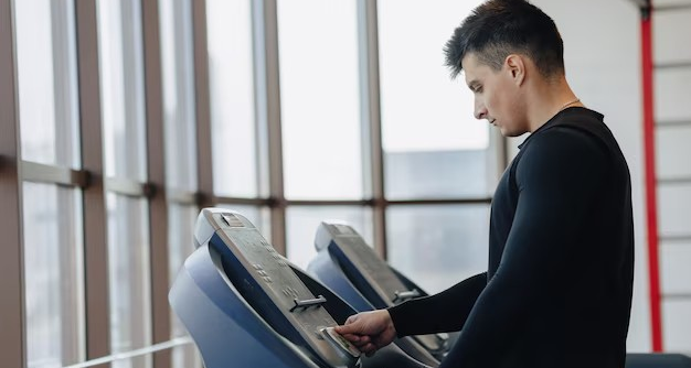 Building a Thriving CrossFit Community: Keys to Successful Gym Management